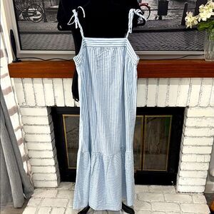 Cotton On women dress stripe Long Maxi Loose Sleeveless Size Medium White Blue